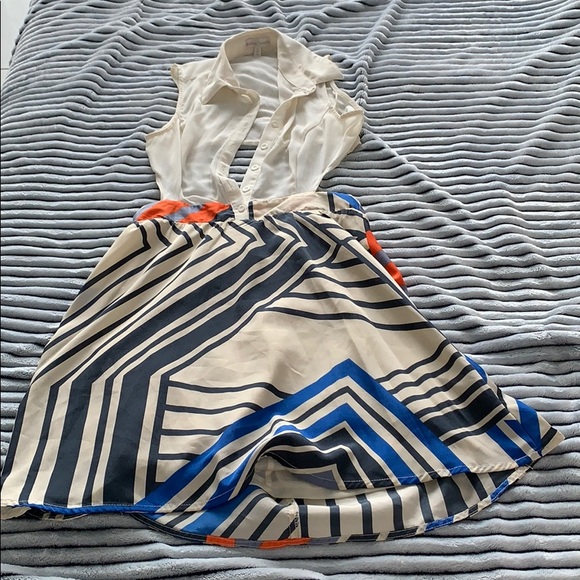 Dress - Picture 2 of 4